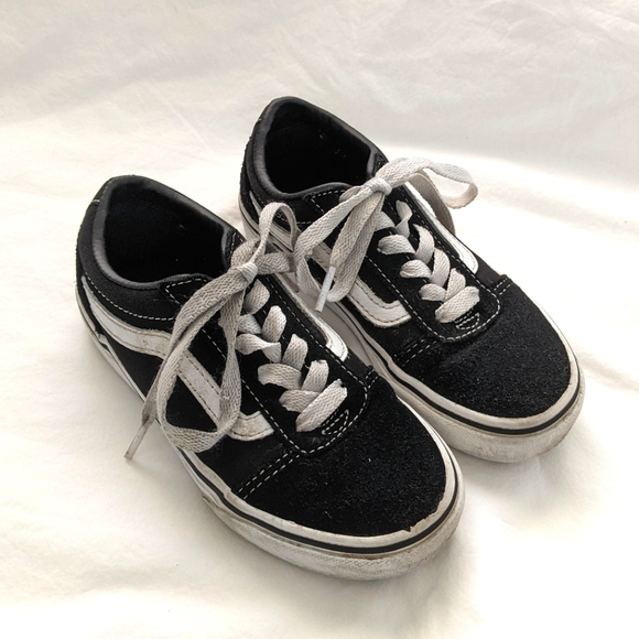 Vans Other - Vans Classic Skate Shoes